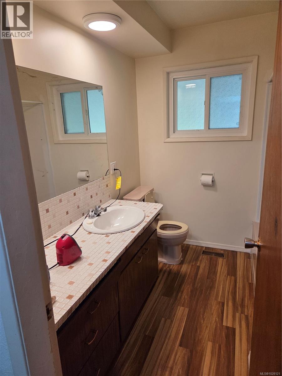 3246 Gibbins Rd, Duncan