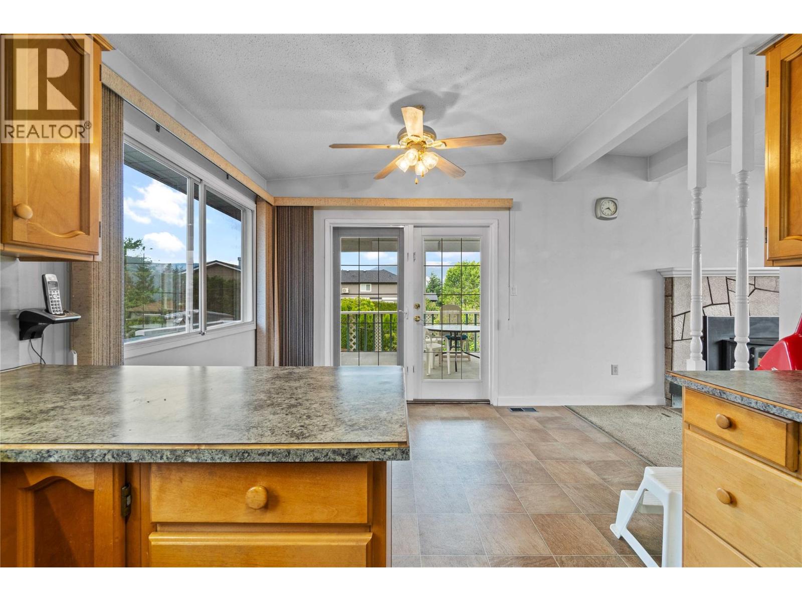 1431 15 Street SE, Salmon Arm