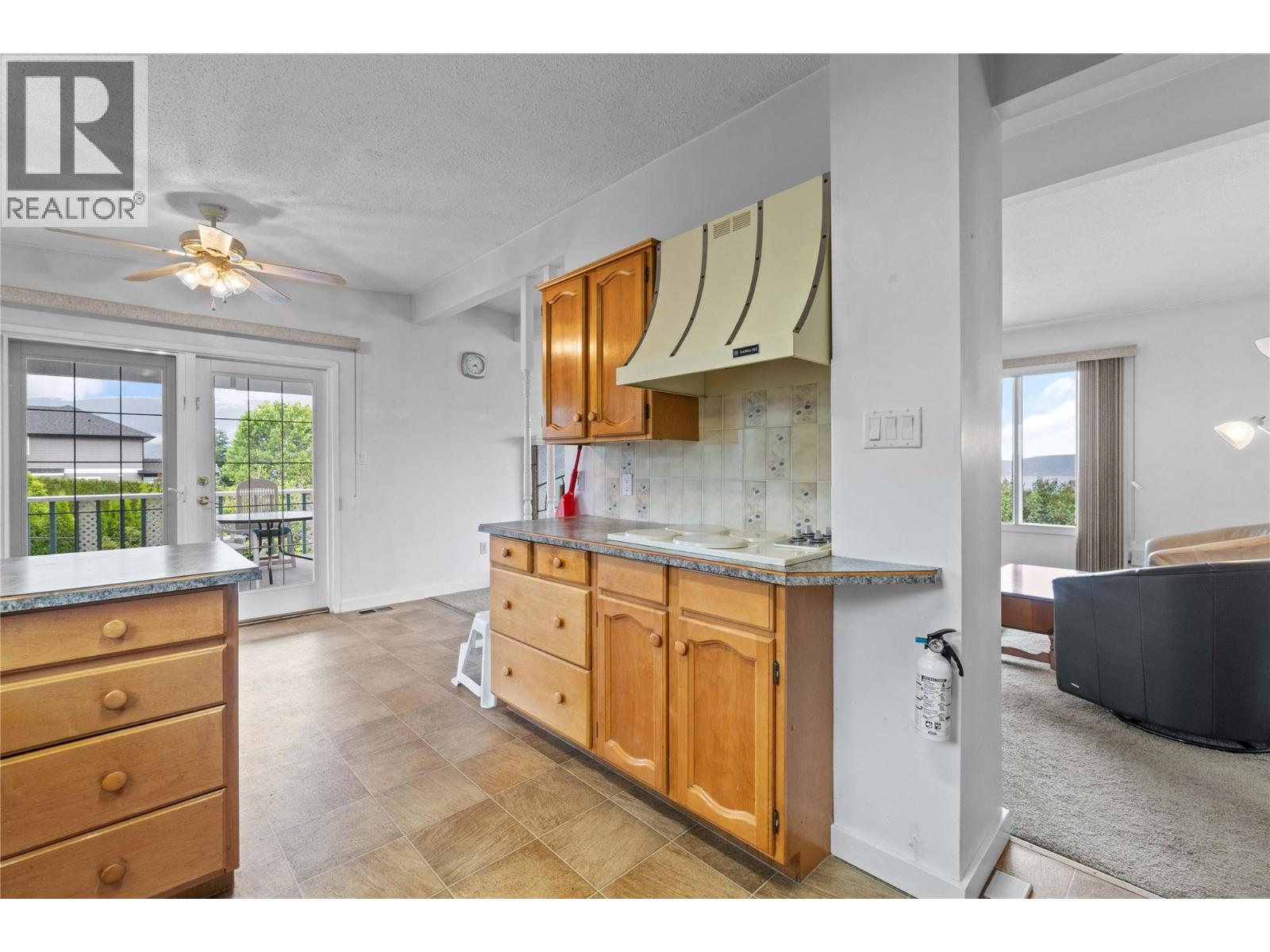 1431 15 Street SE, Salmon Arm