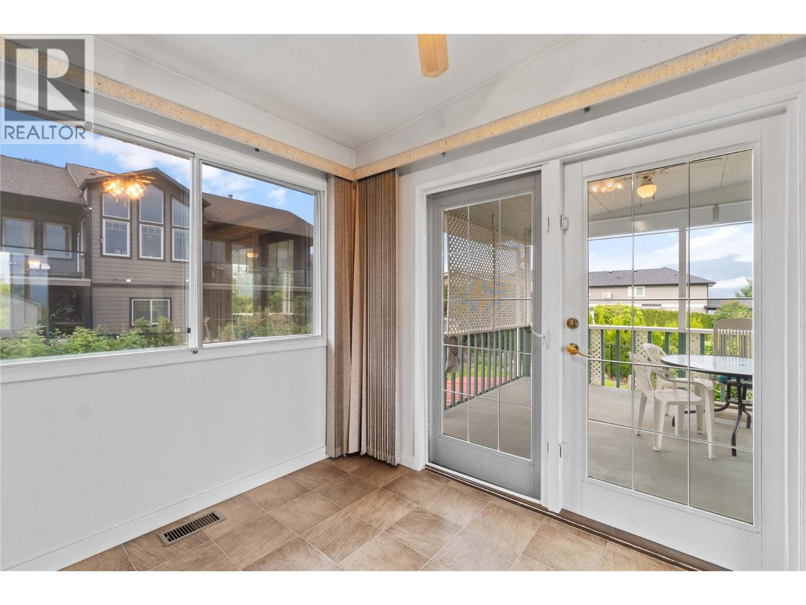 1431 15 Street SE, Salmon Arm