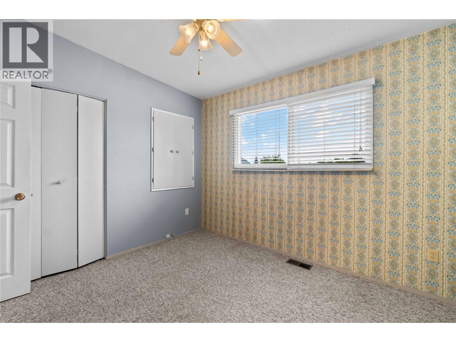 1431 15 Street SE, Salmon Arm