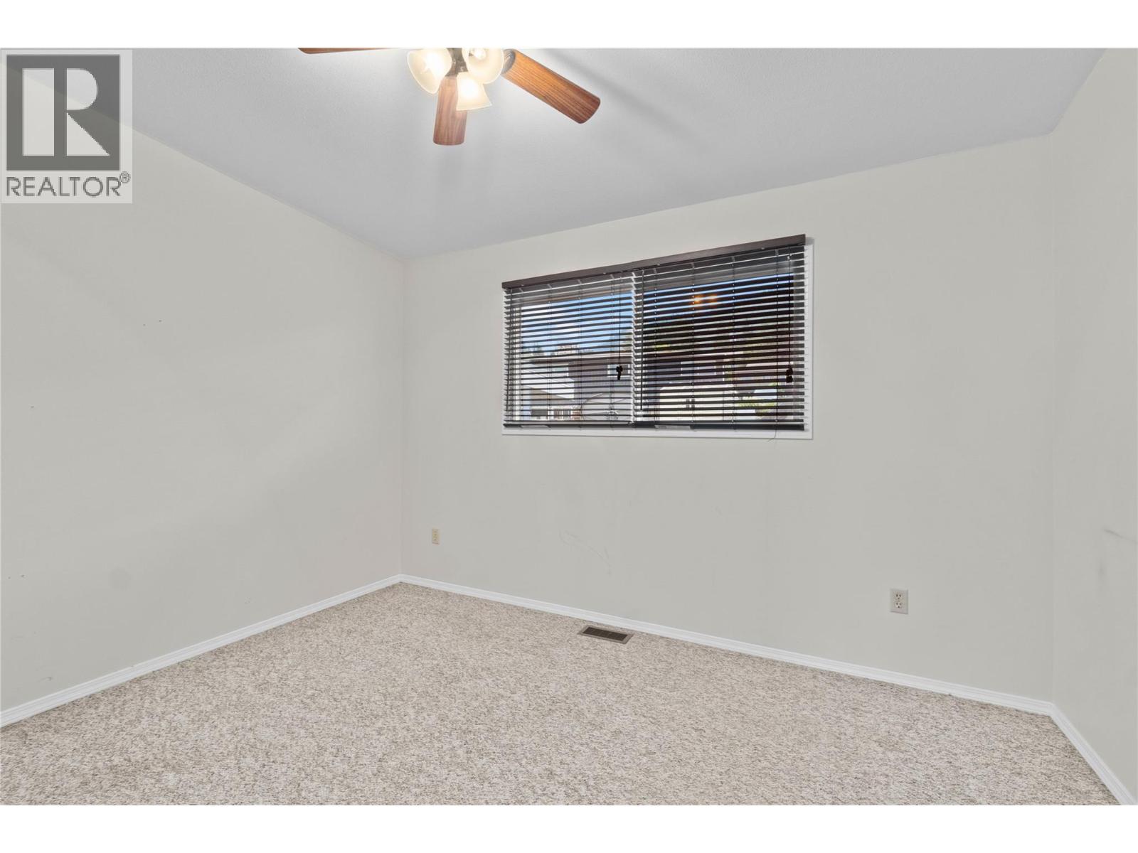 1431 15 Street SE, Salmon Arm