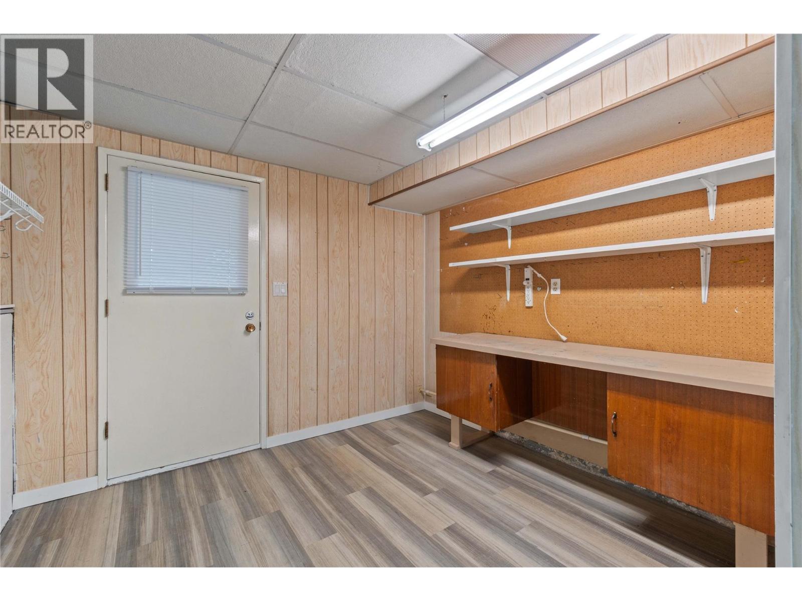 1431 15 Street SE, Salmon Arm