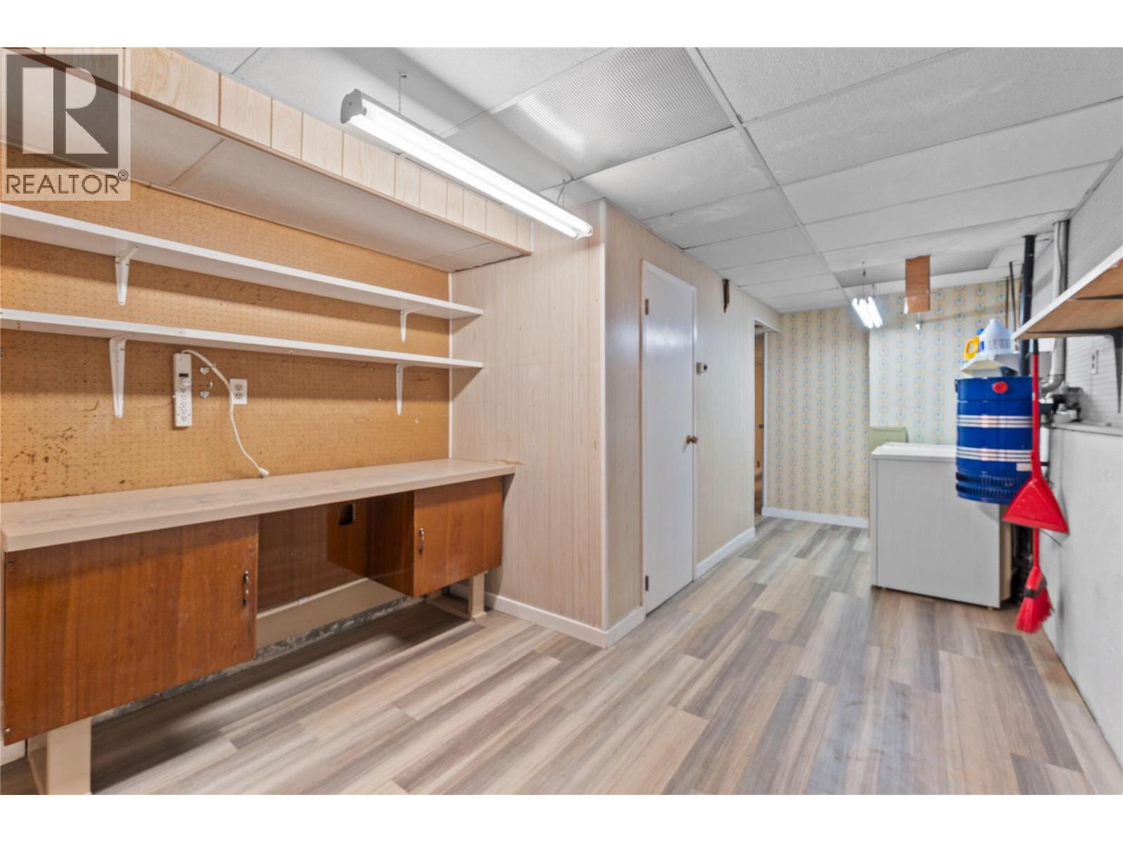 1431 15 Street SE, Salmon Arm