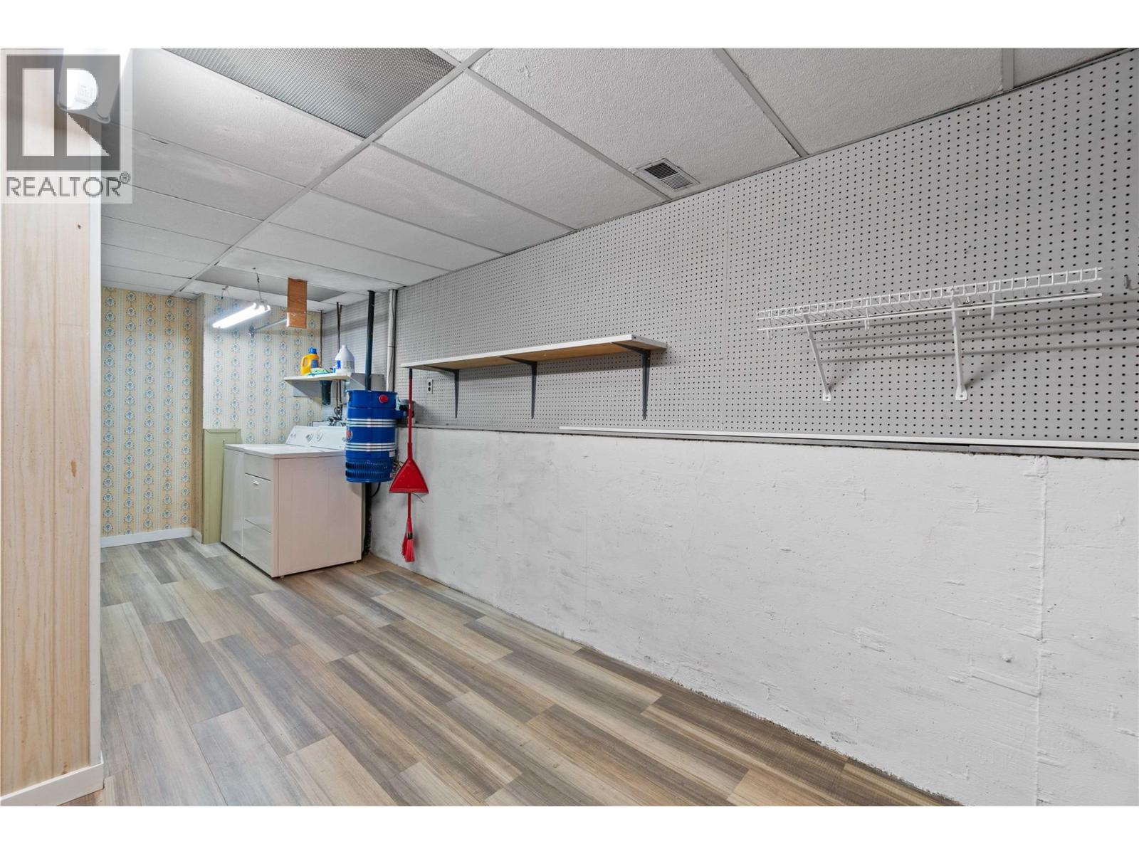 1431 15 Street SE, Salmon Arm