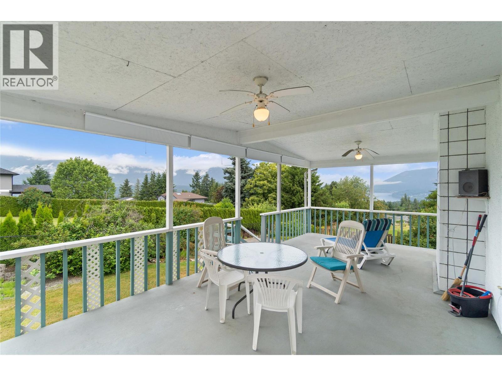 1431 15 Street SE, Salmon Arm