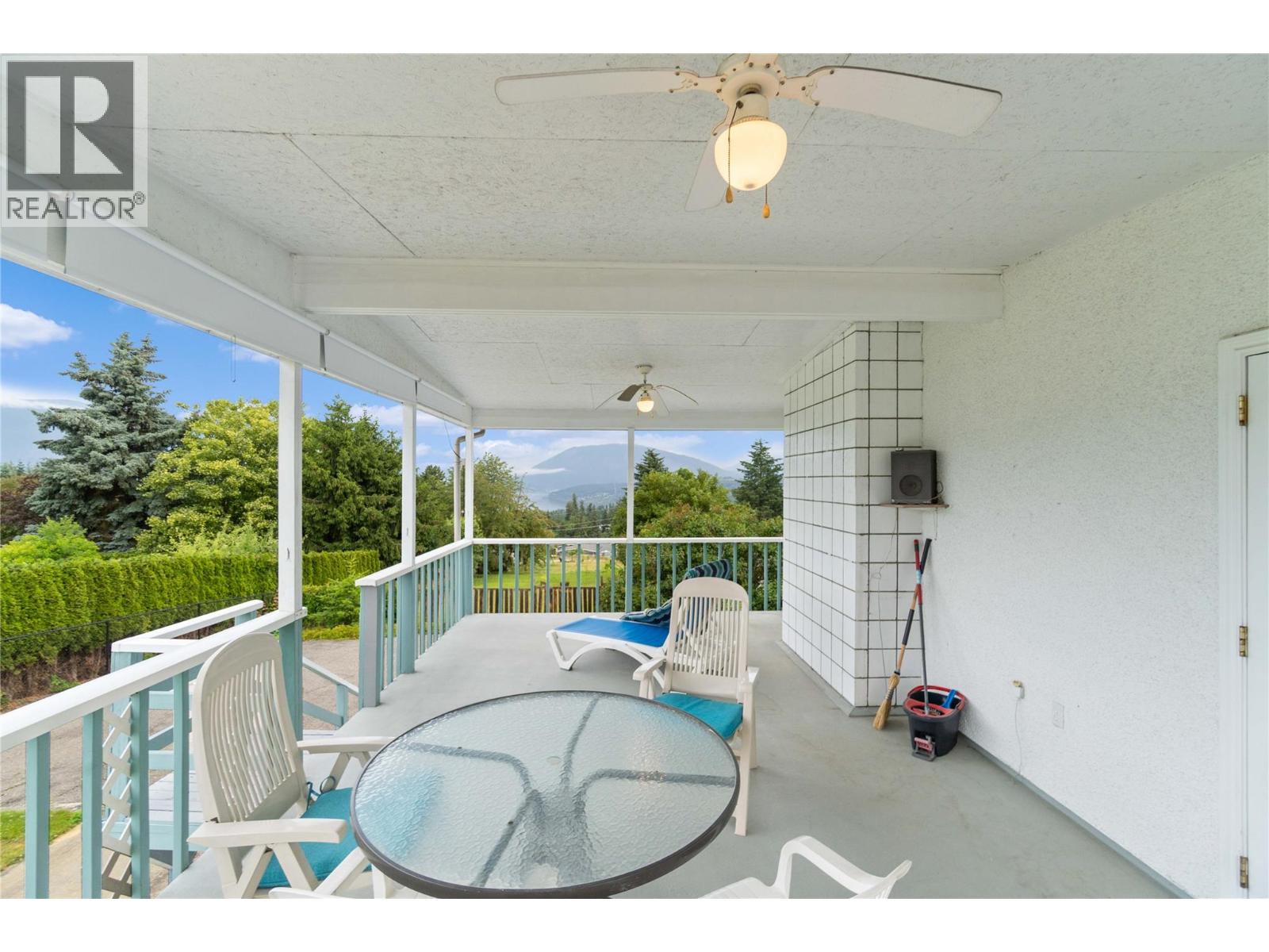 1431 15 Street SE, Salmon Arm