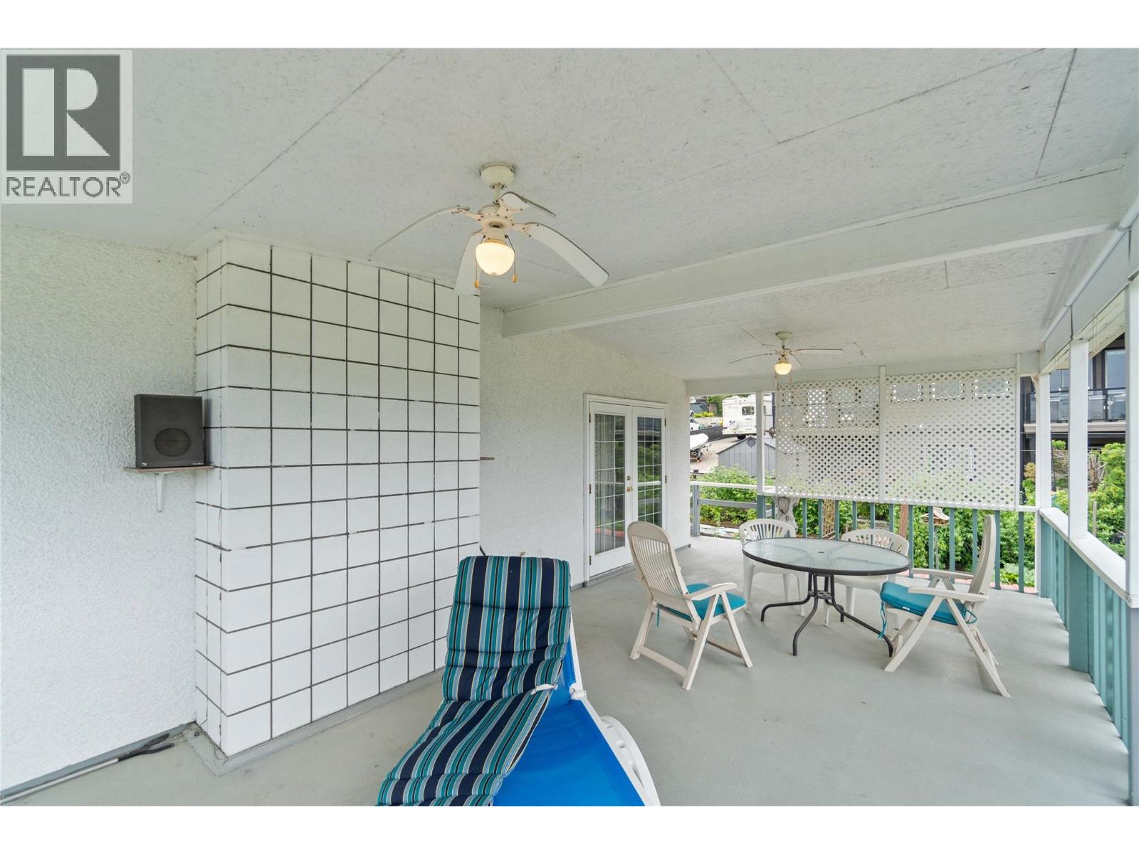 1431 15 Street SE, Salmon Arm