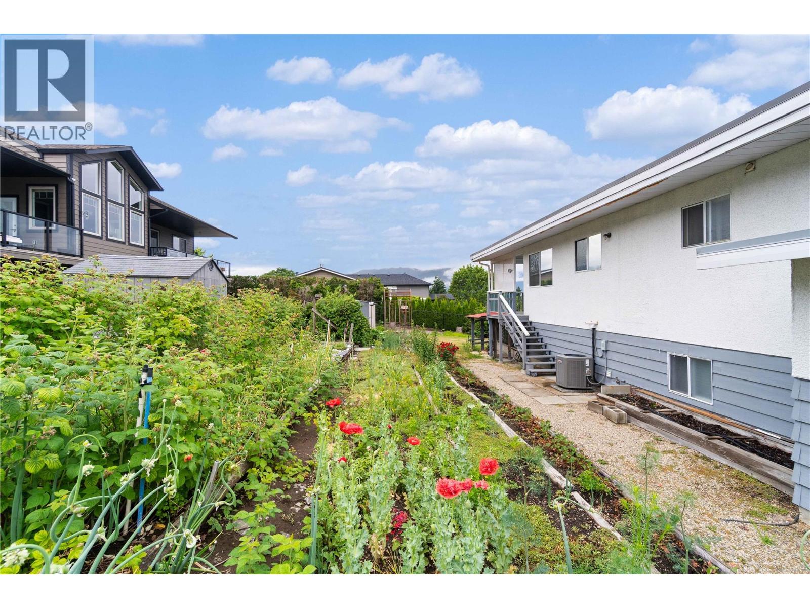 1431 15 Street SE, Salmon Arm