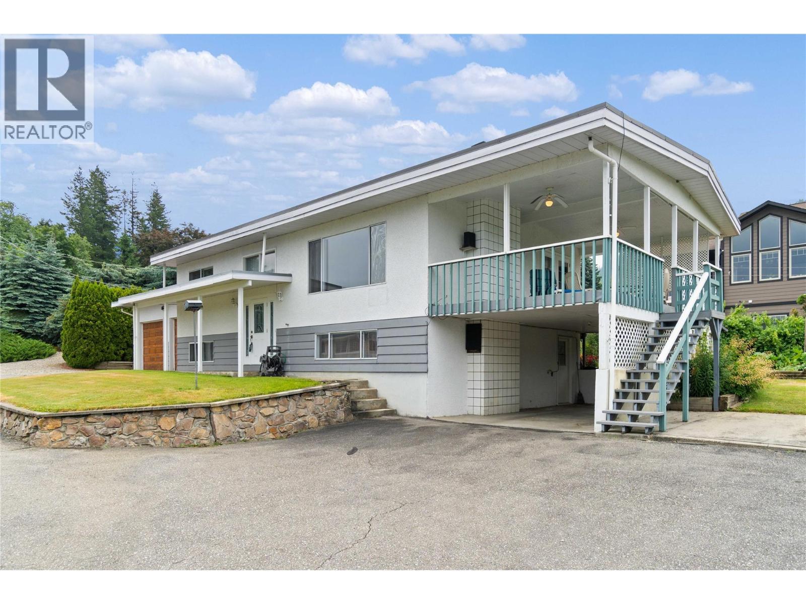 1431 15 Street SE, Salmon Arm