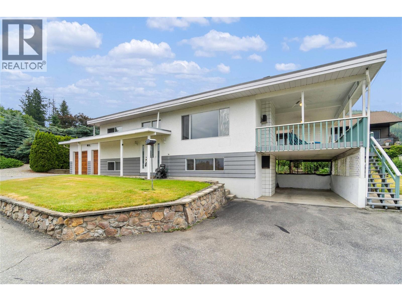 1431 15 Street SE, Salmon Arm