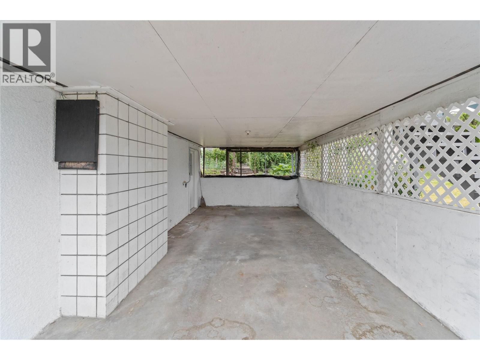 1431 15 Street SE, Salmon Arm