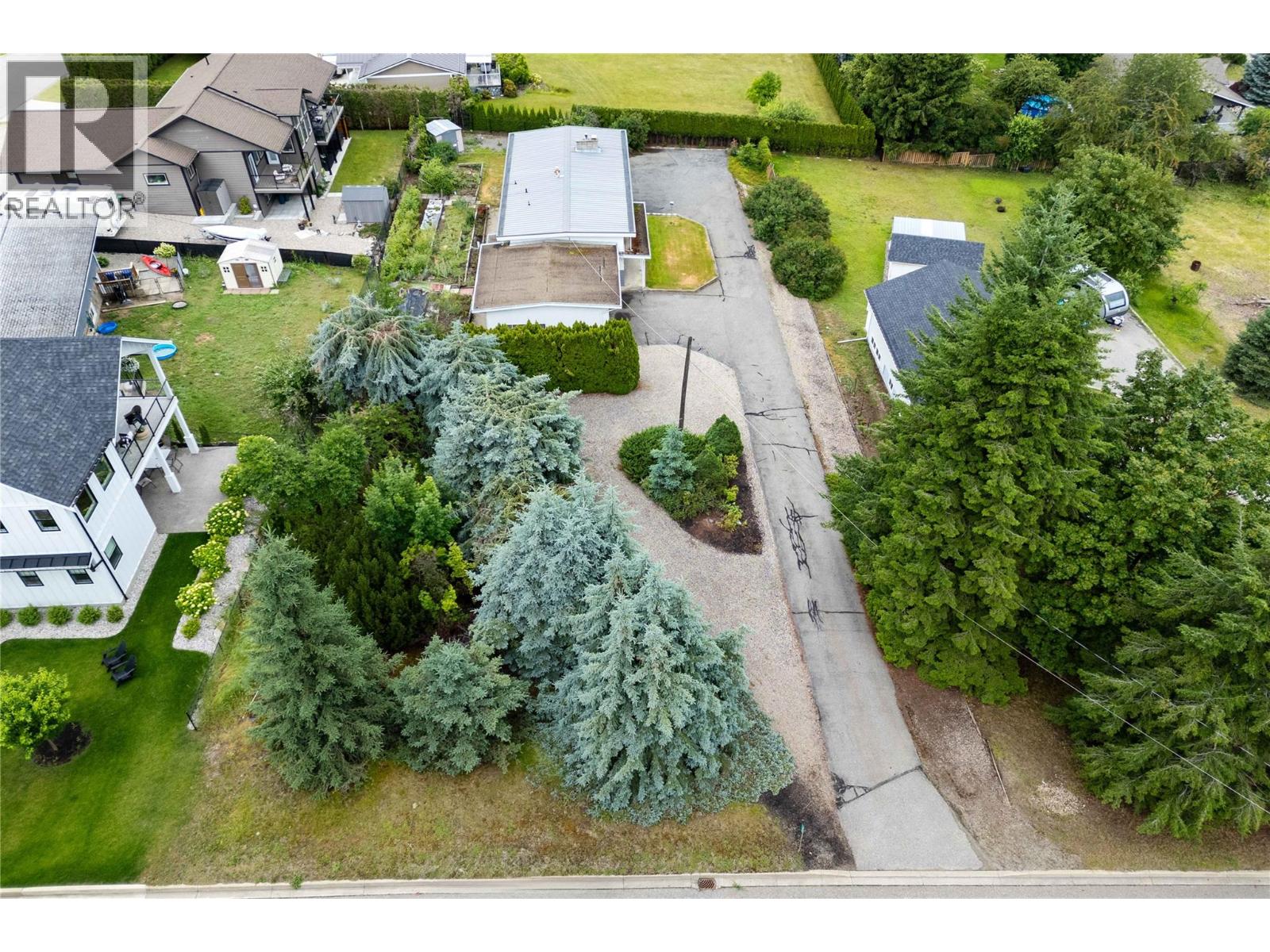 1431 15 Street SE, Salmon Arm