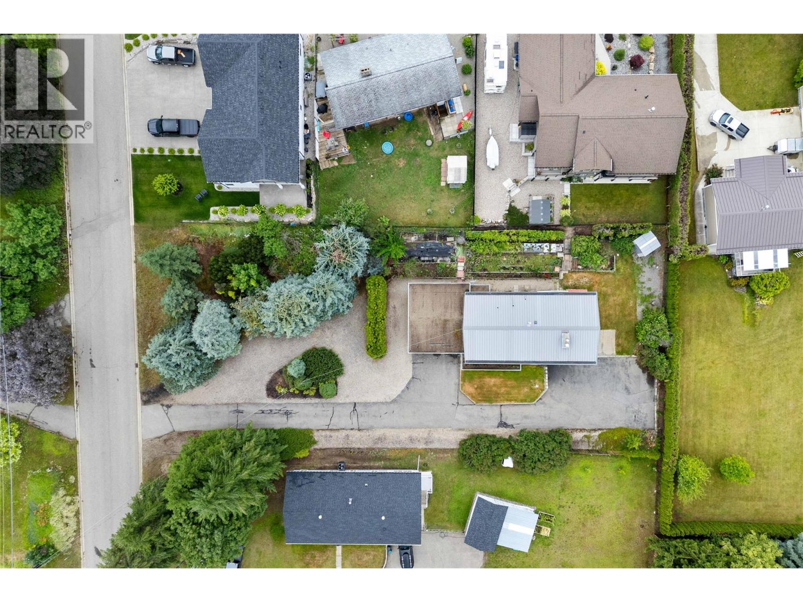 1431 15 Street SE, Salmon Arm