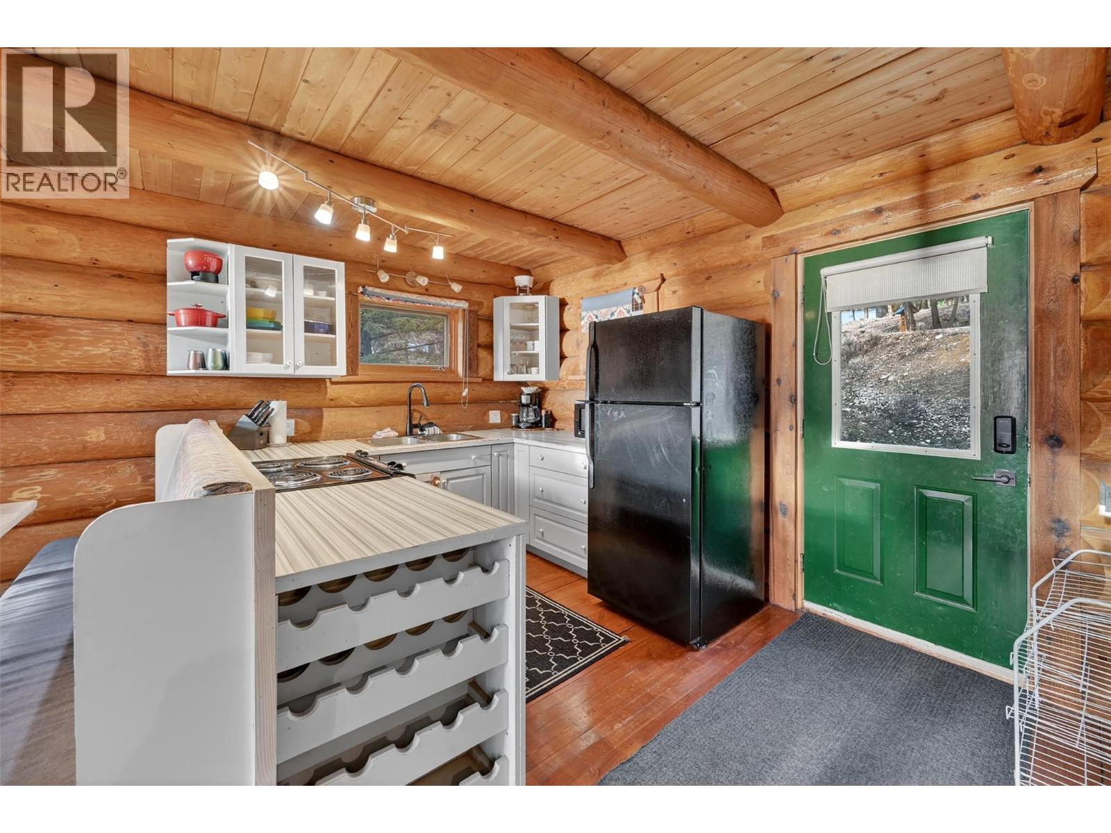 8437 Bighorn Sheep Lane, Canal Flats