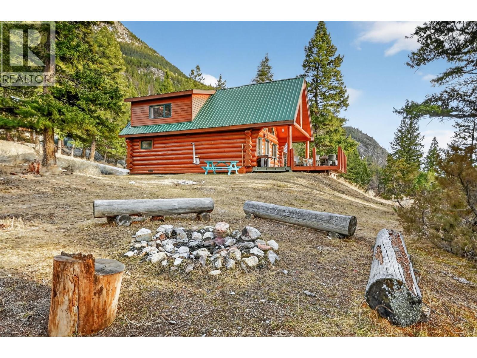 8437 Bighorn Sheep Lane, Canal Flats