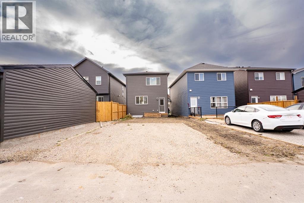 Single Family House for Sale in  Lucas Boulevard NW Livingston Calgary 