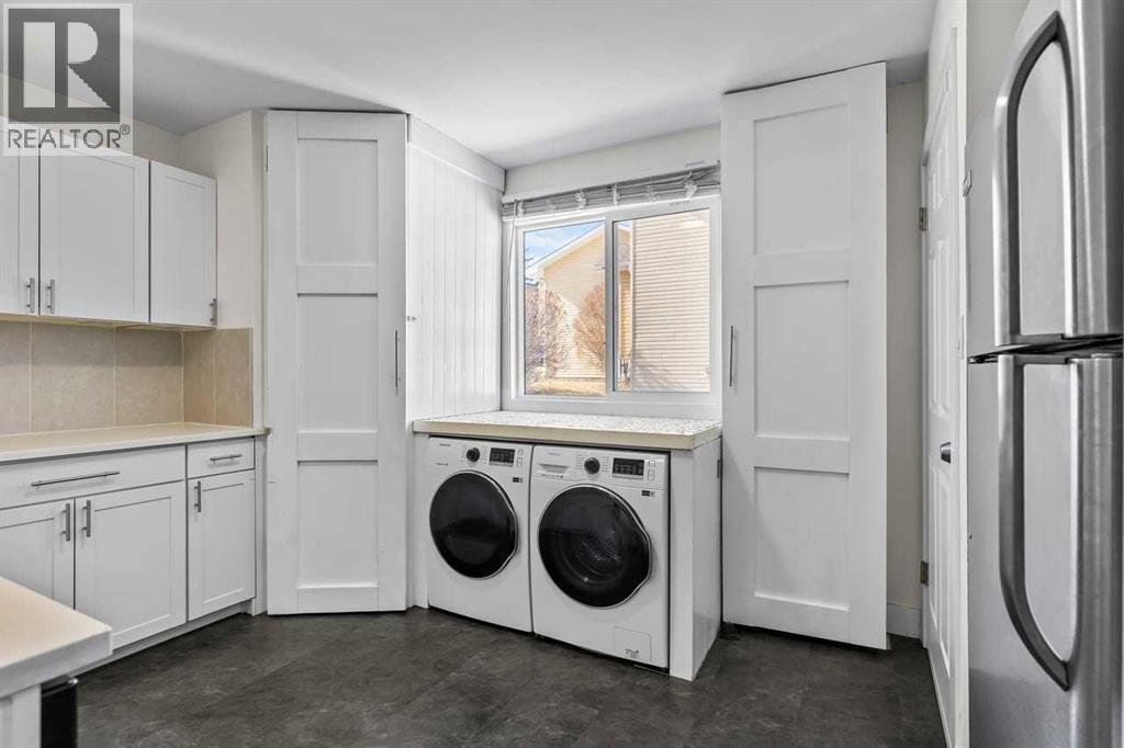 Single Family House Bungalow for Sale in   Avenue NE Winston Heights/Mountview Calgary 