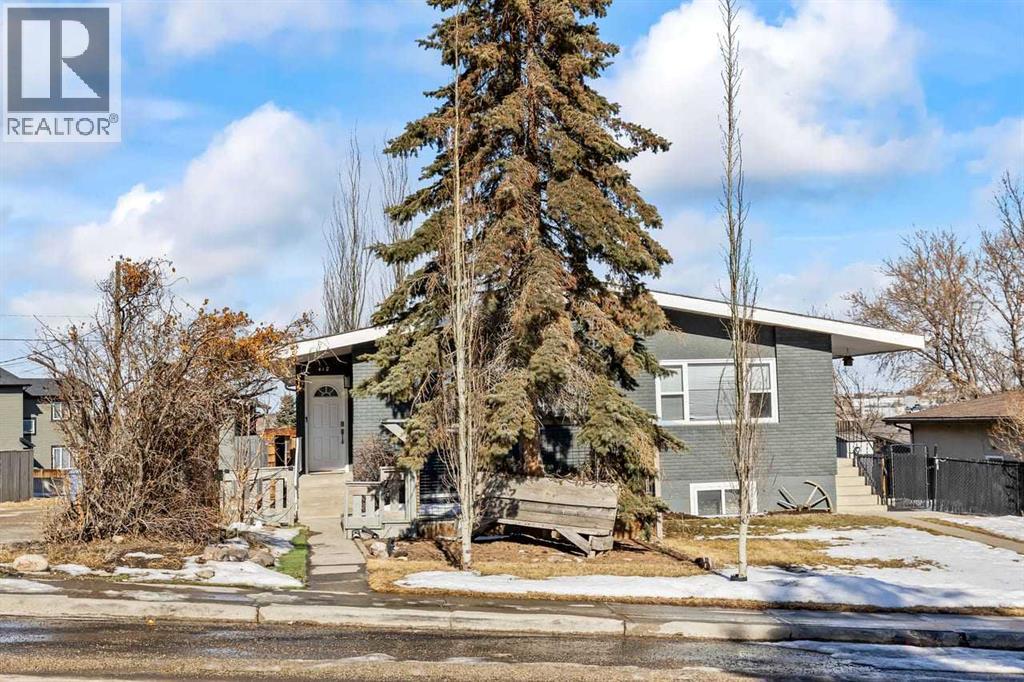 Single Family House Bungalow for Sale in   Avenue NE Winston Heights/Mountview Calgary 