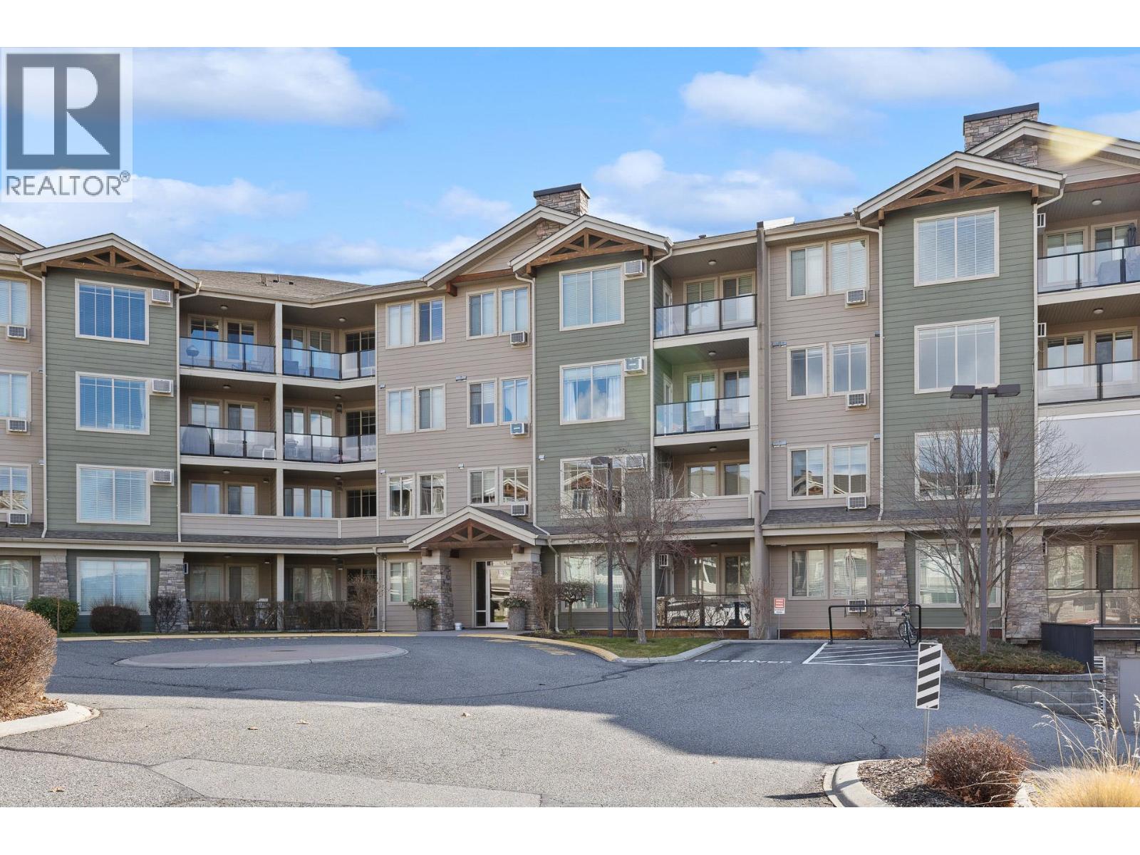 #302-3735 Casorso Road, Kelowna