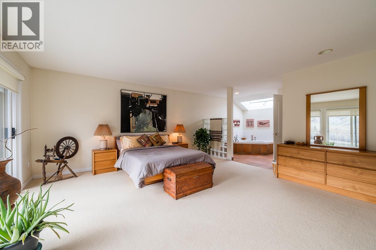 604 STANSFIELD Road, Kamloops