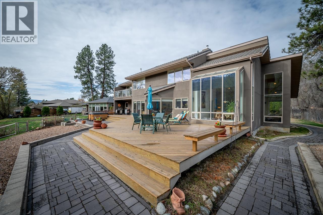 604 STANSFIELD Road, Kamloops