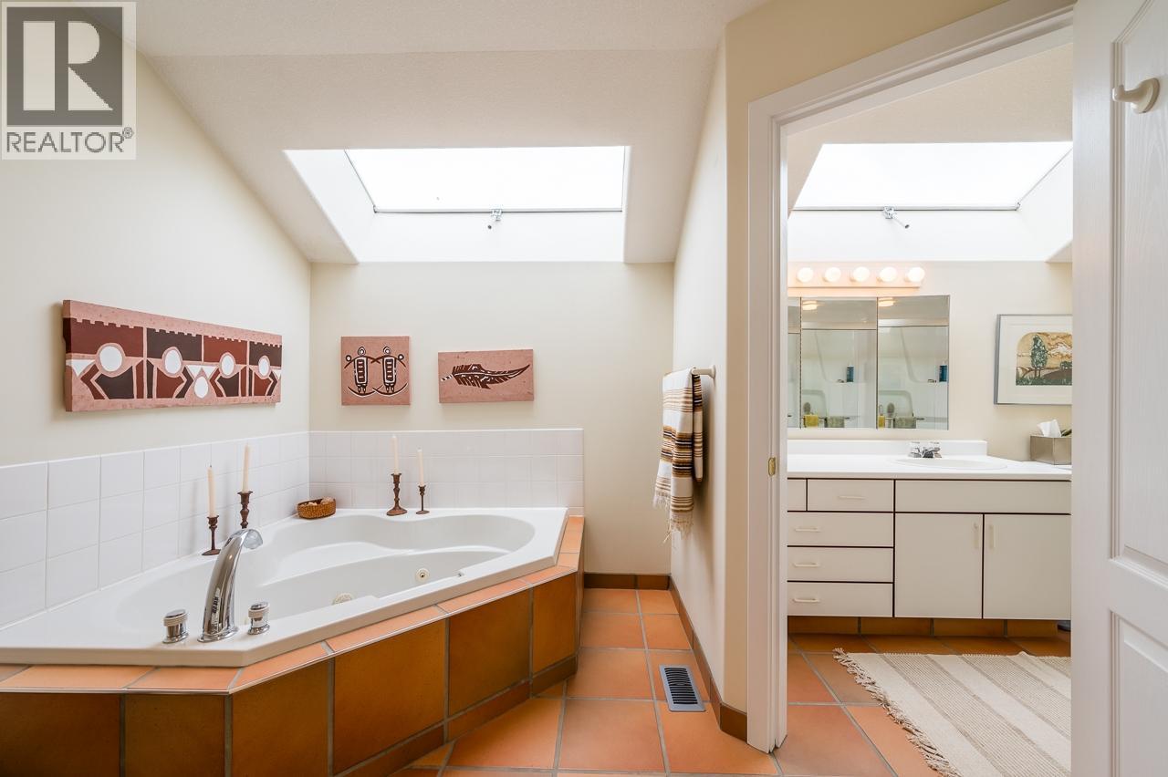 604 STANSFIELD Road, Kamloops