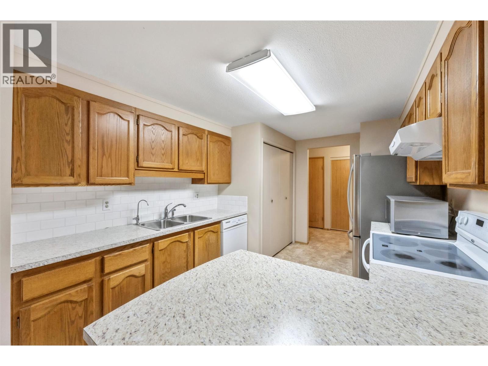 272 Green Avenue W Unit# 307, Penticton