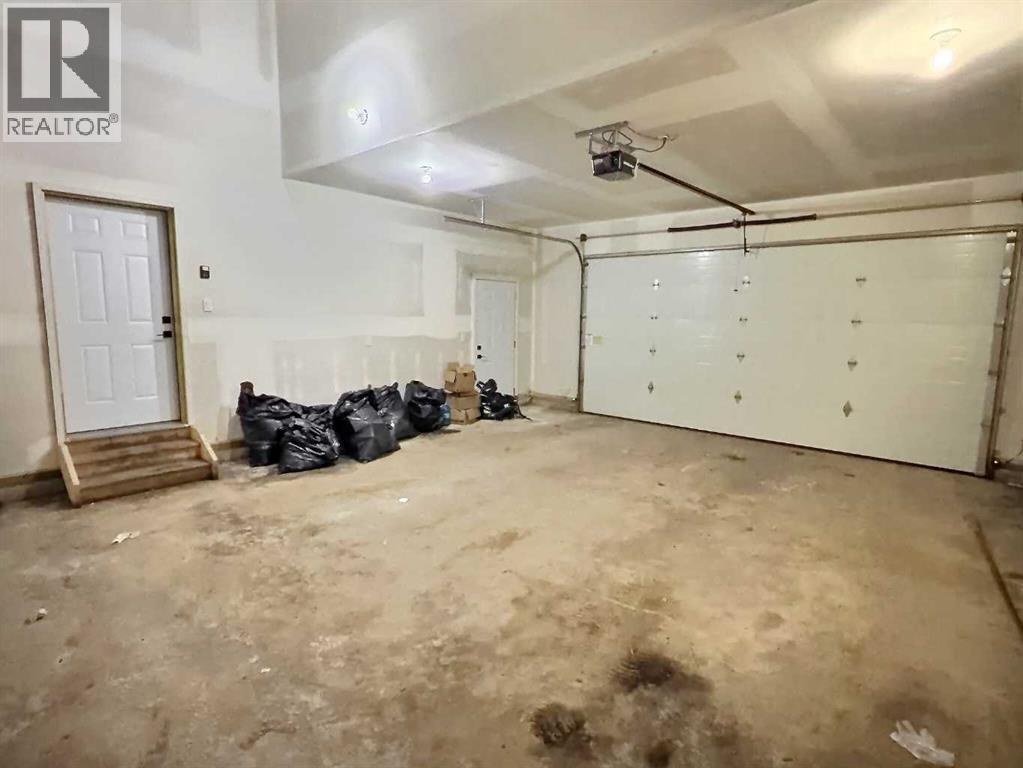 5209 57 AVENUE - 5
