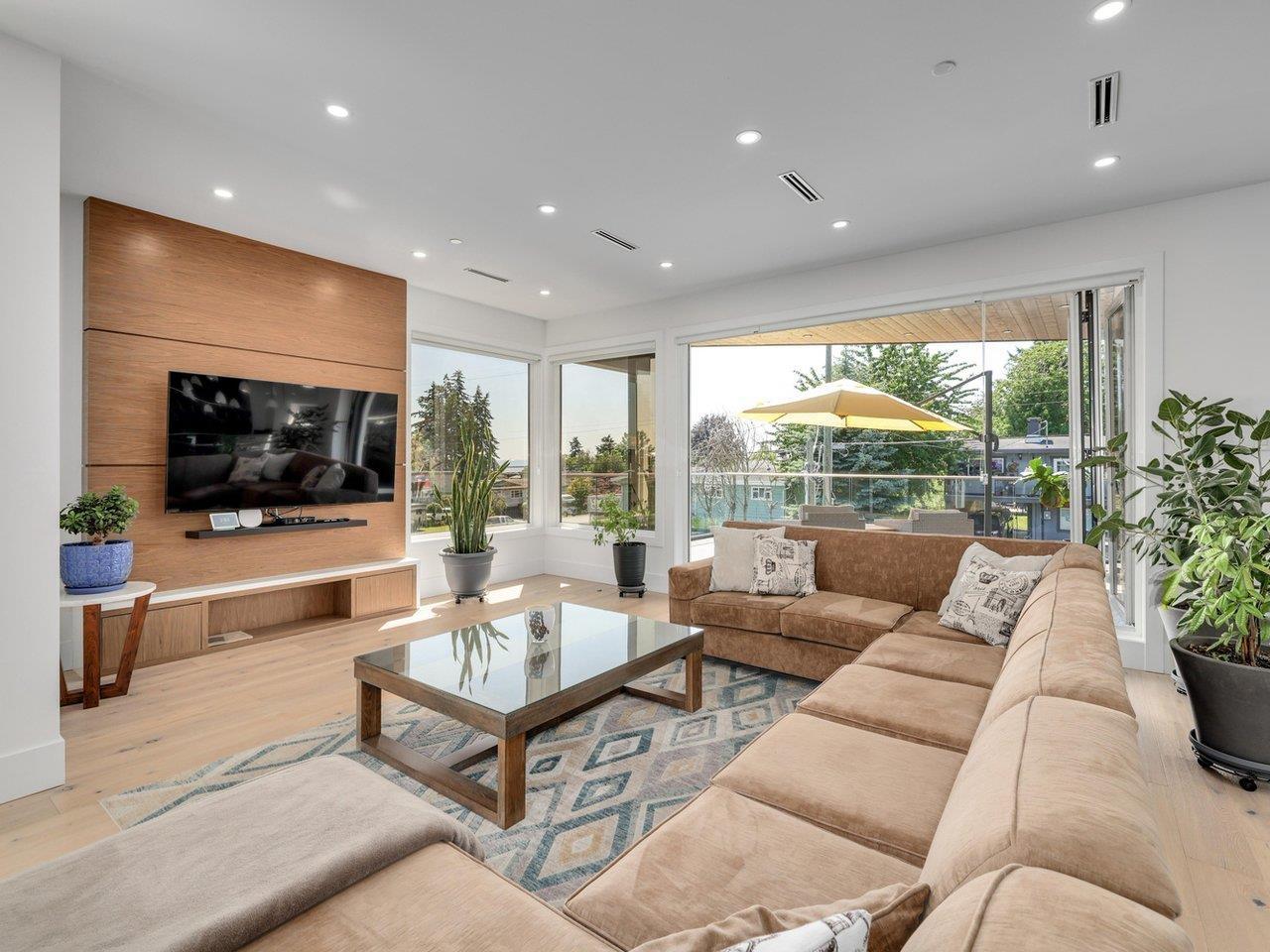 1126 STEVENS STREET, White Rock