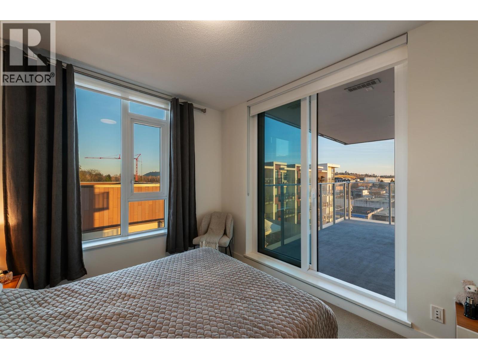 603 1471 HUNTER STREET, North Vancouver