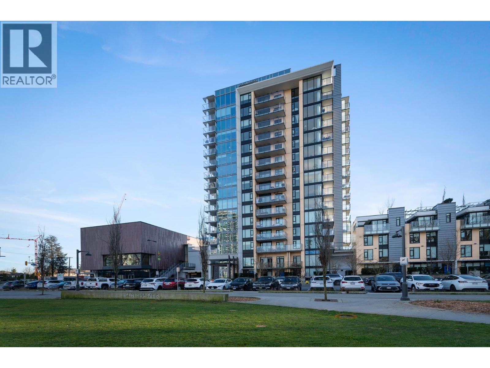 603 1471 HUNTER STREET, North Vancouver