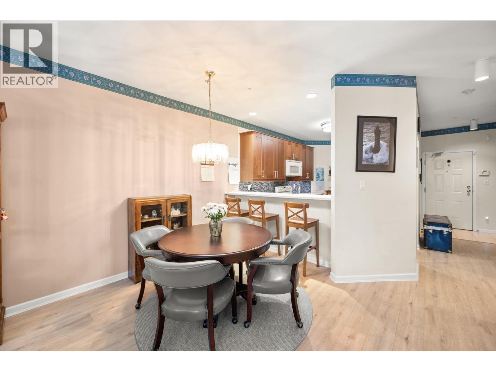 #108-4753 WEST RIVER Road, Delta