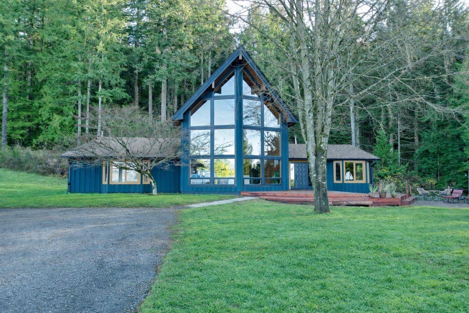 11038 GREENWOOD DRIVE