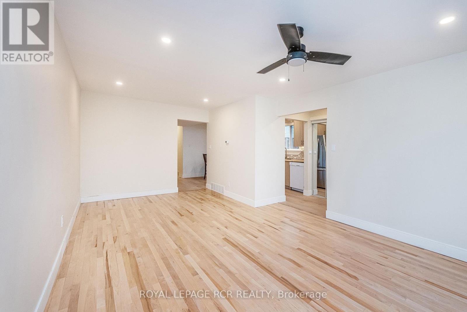 243 SIMON STREET - 20