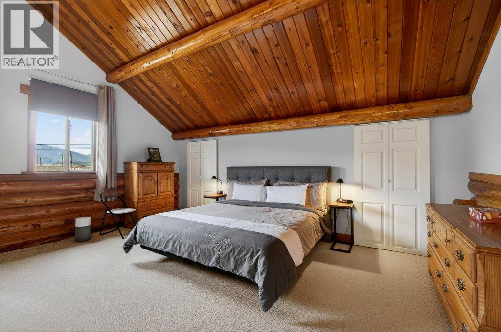 1421 10 Street SW, Salmon Arm