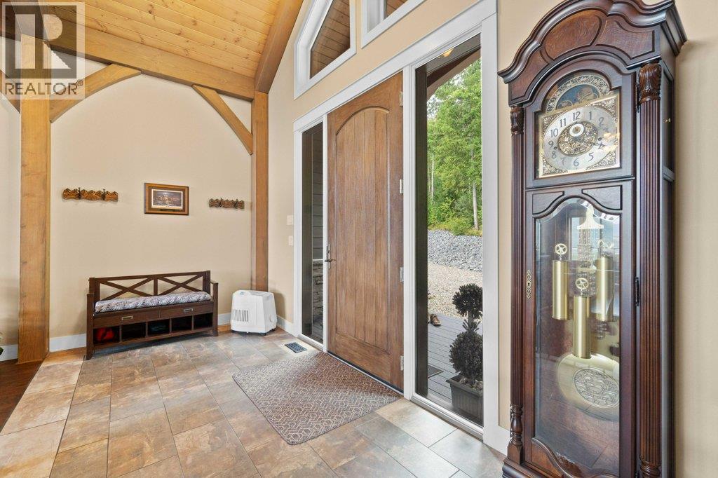 1401 65 Street SW, Salmon Arm