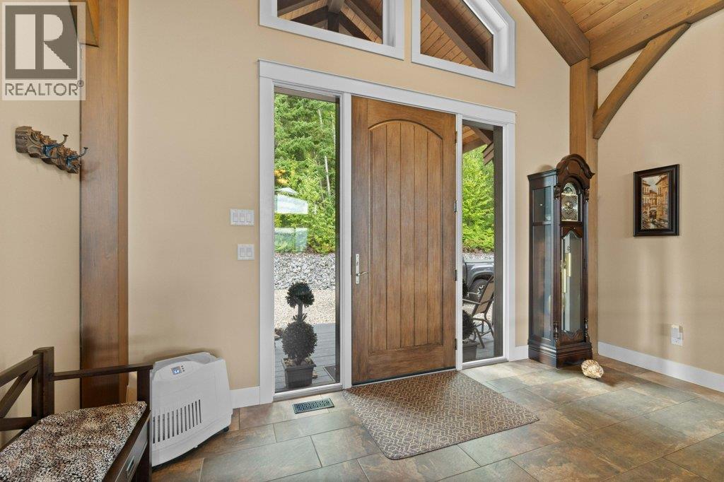 1401 65 Street SW, Salmon Arm