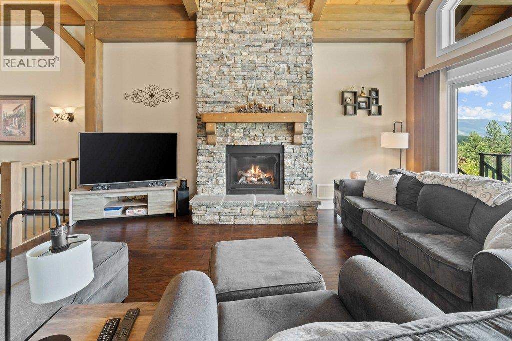 1401 65 Street SW, Salmon Arm