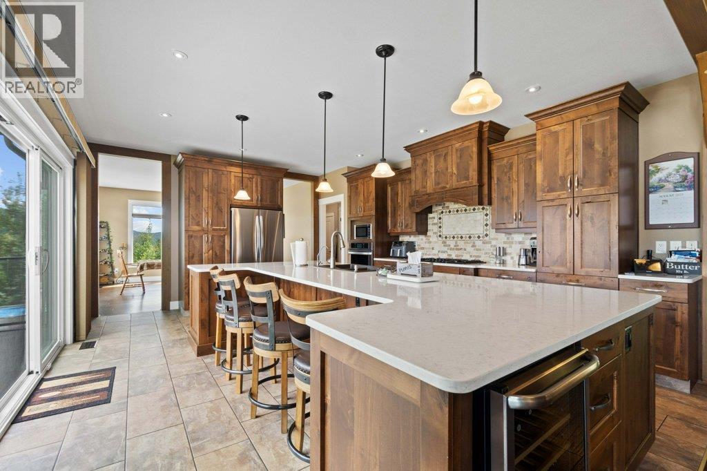 1401 65 Street SW, Salmon Arm