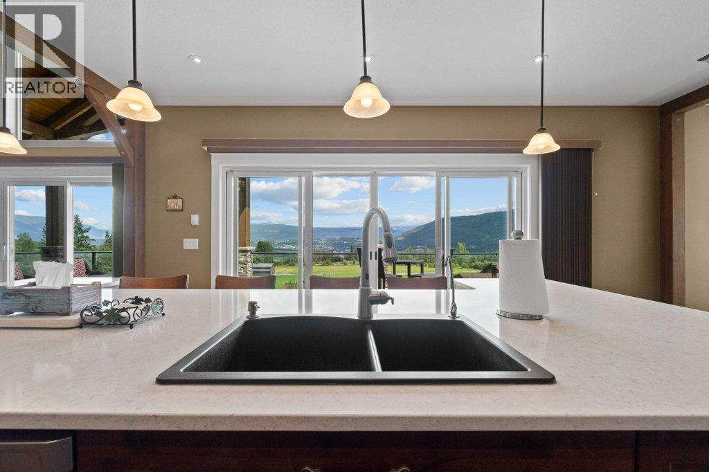1401 65 Street SW, Salmon Arm