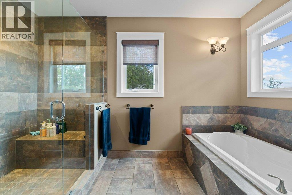 1401 65 Street SW, Salmon Arm