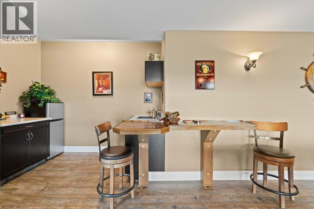 1401 65 Street SW, Salmon Arm