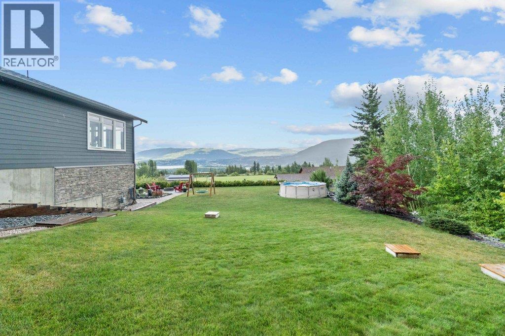 1401 65 Street SW, Salmon Arm