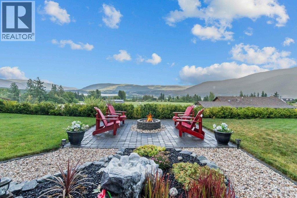 1401 65 Street SW, Salmon Arm