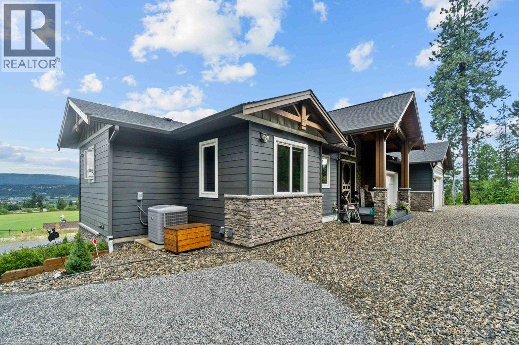 1401 65 Street SW, Salmon Arm
