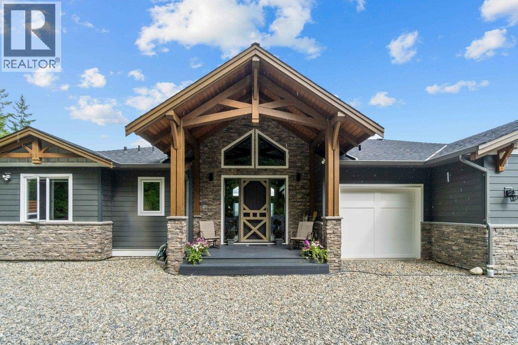 1401 65 Street SW, Salmon Arm