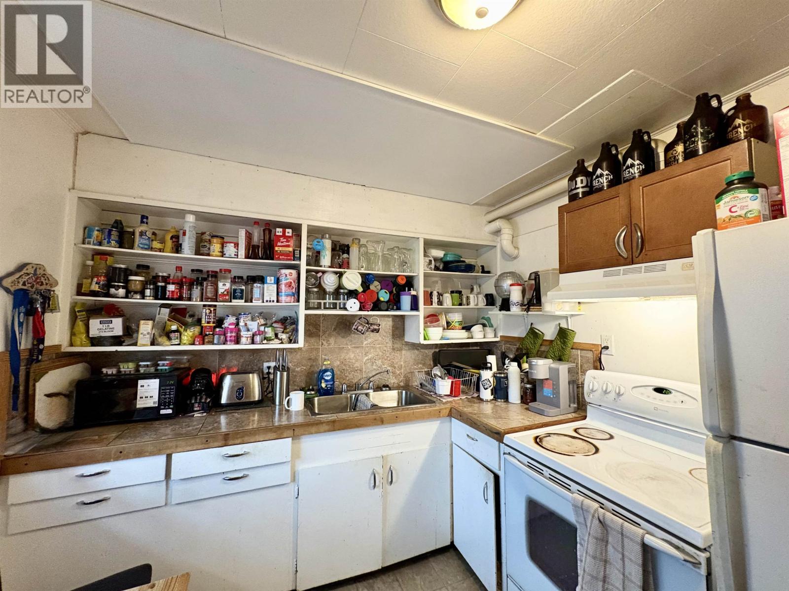 380-386 MOFFAT STREET, Prince George