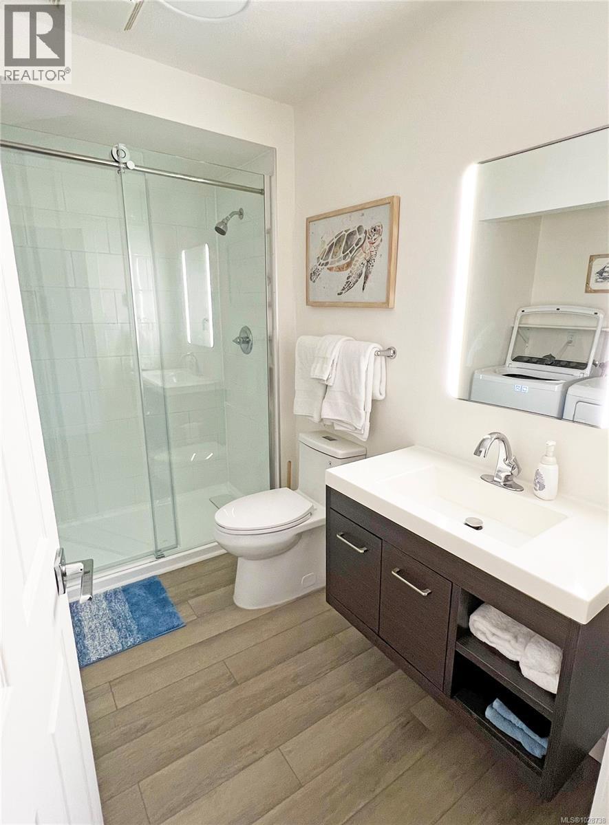 9736 Chemainus Rd - 12