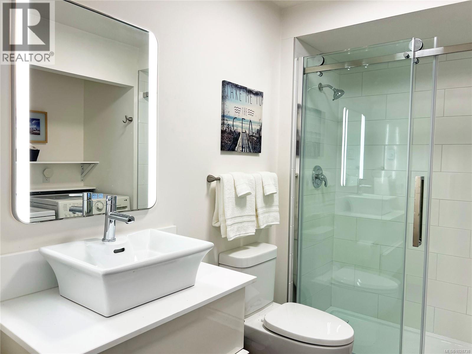9736 Chemainus Rd - 7